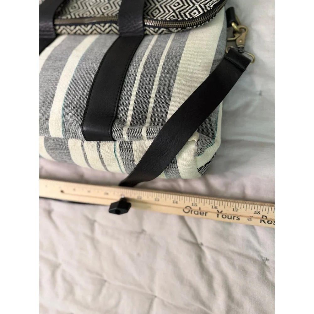 Mercado Global Geometric Stripe Foldover Tote Satchel  Crossbody‎ Vacation MED